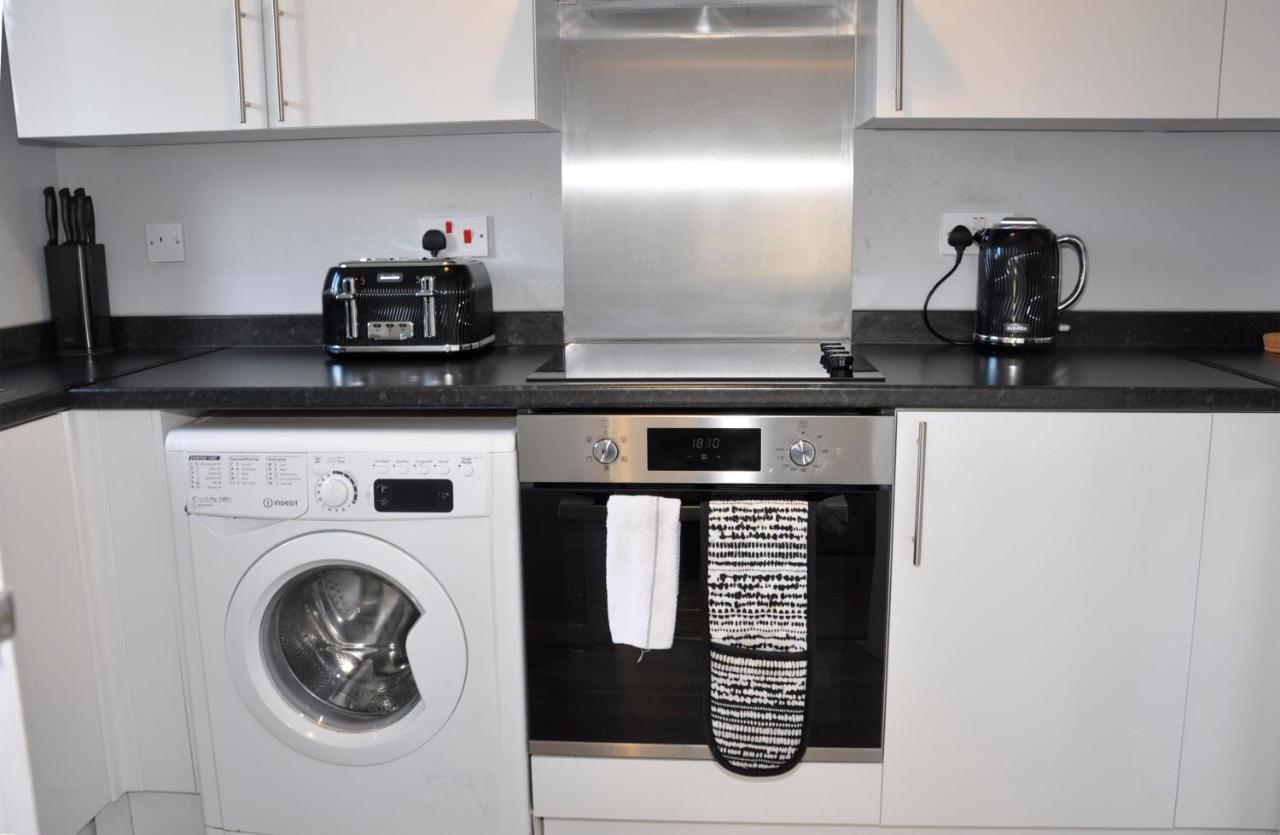 Watford Gemini - Thanet House, Nr Watford Metropolitan, M1,M25 Екстериор снимка